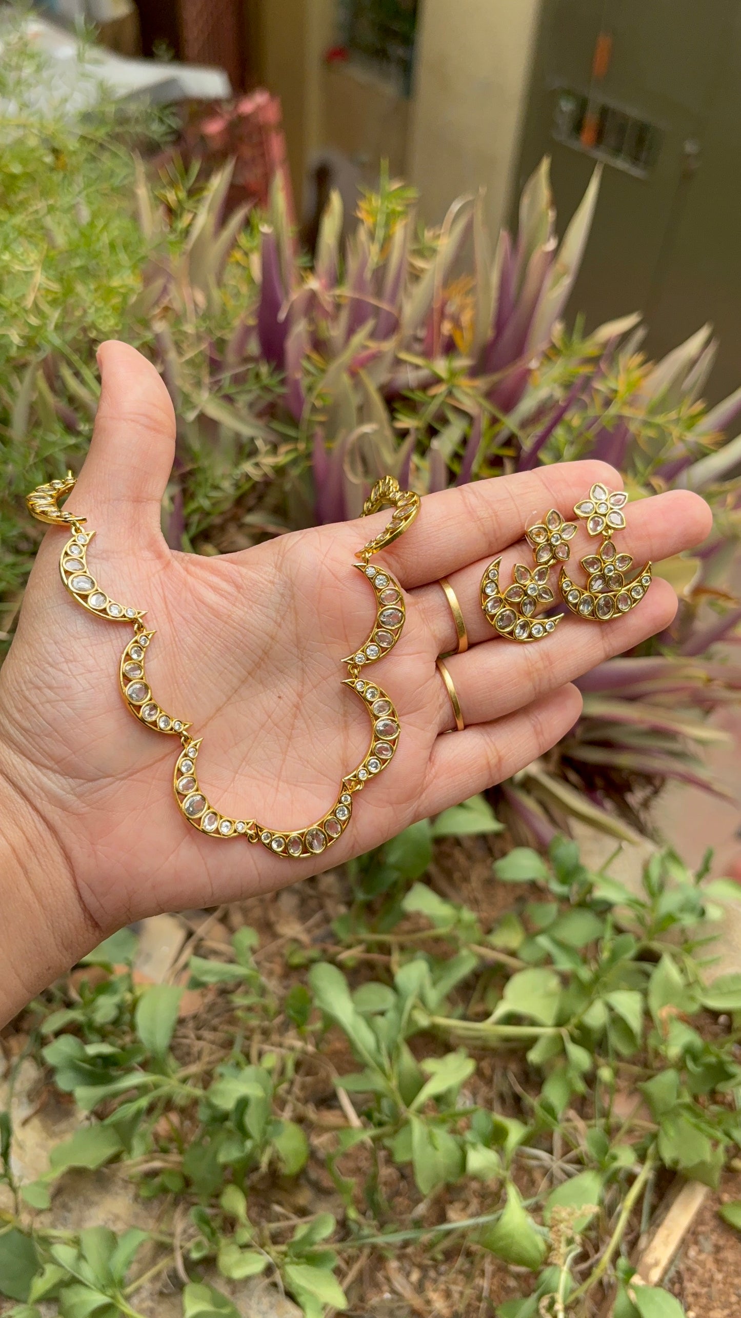Half moon AD necklace