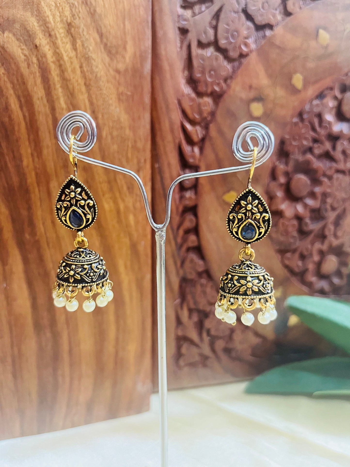 Premium Gold Oxidised hook