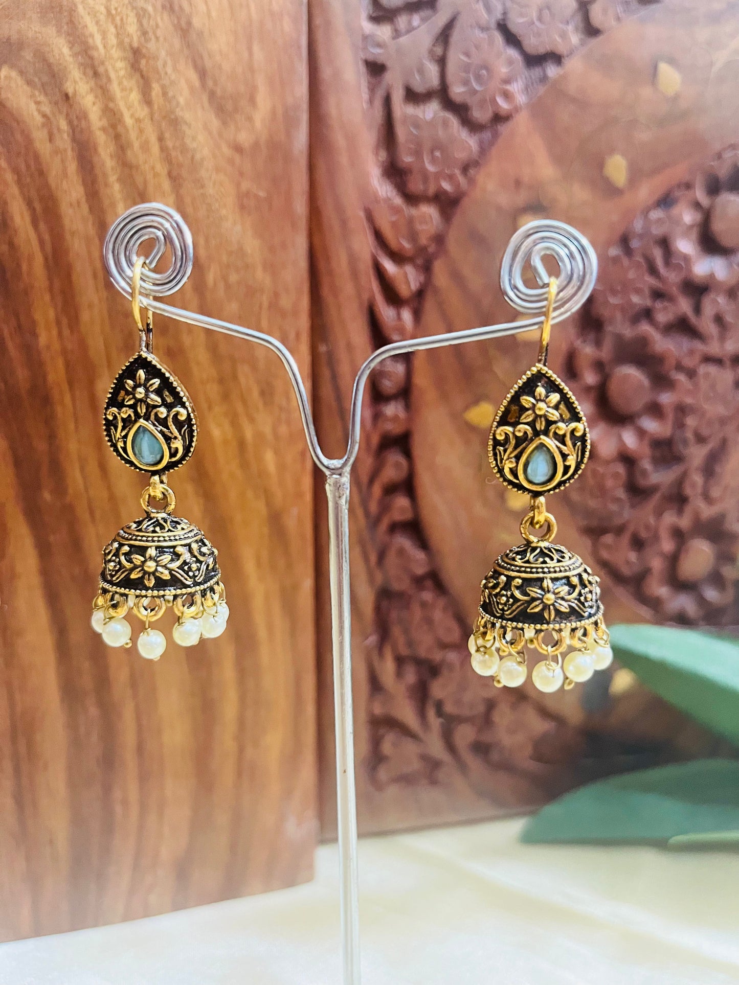 Premium Gold Oxidised hook