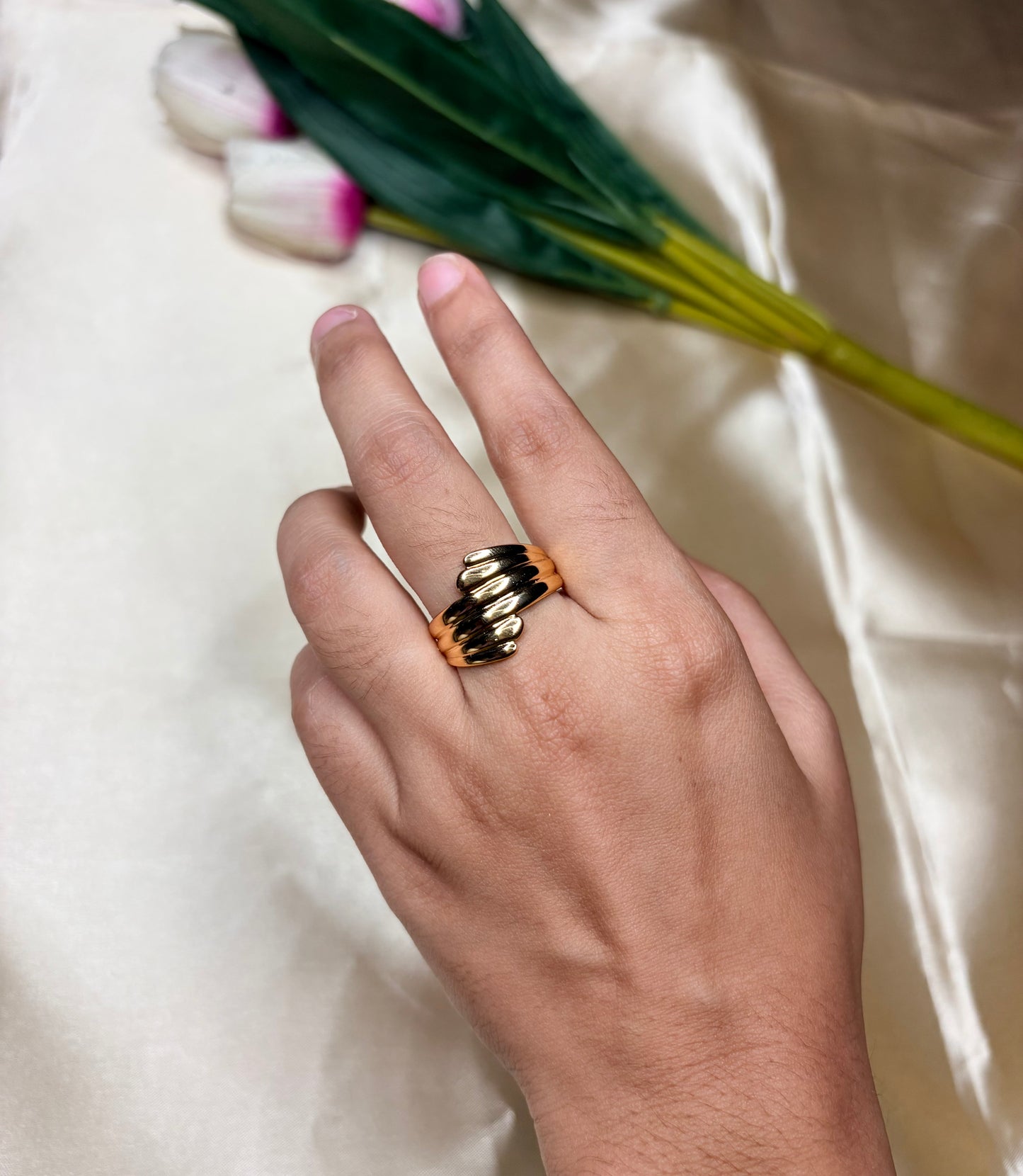 Statement Ring(Adjustable Size)