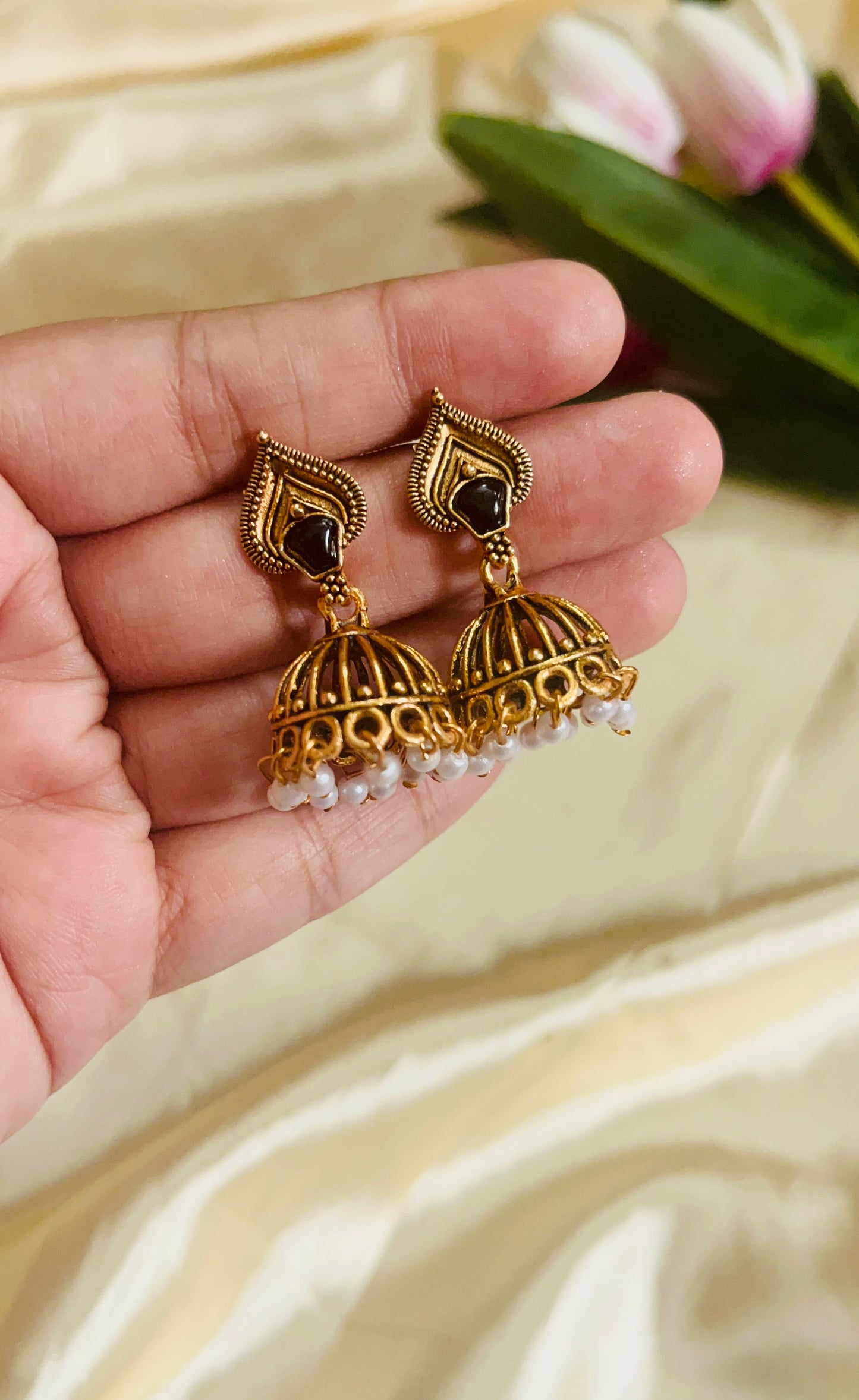 Weightless Baby Stud Jhumka
