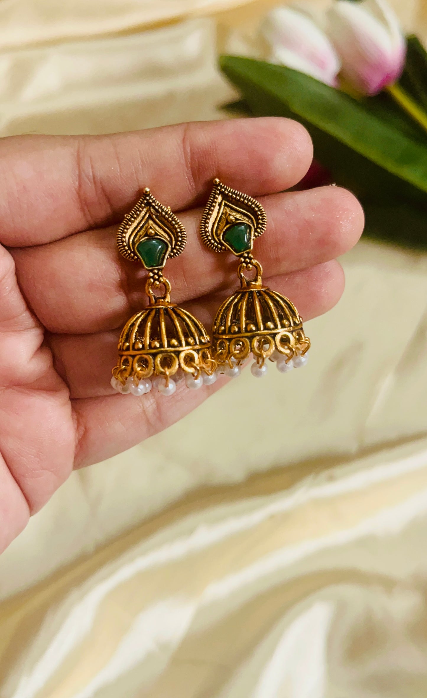 Weightless Baby Stud Jhumka