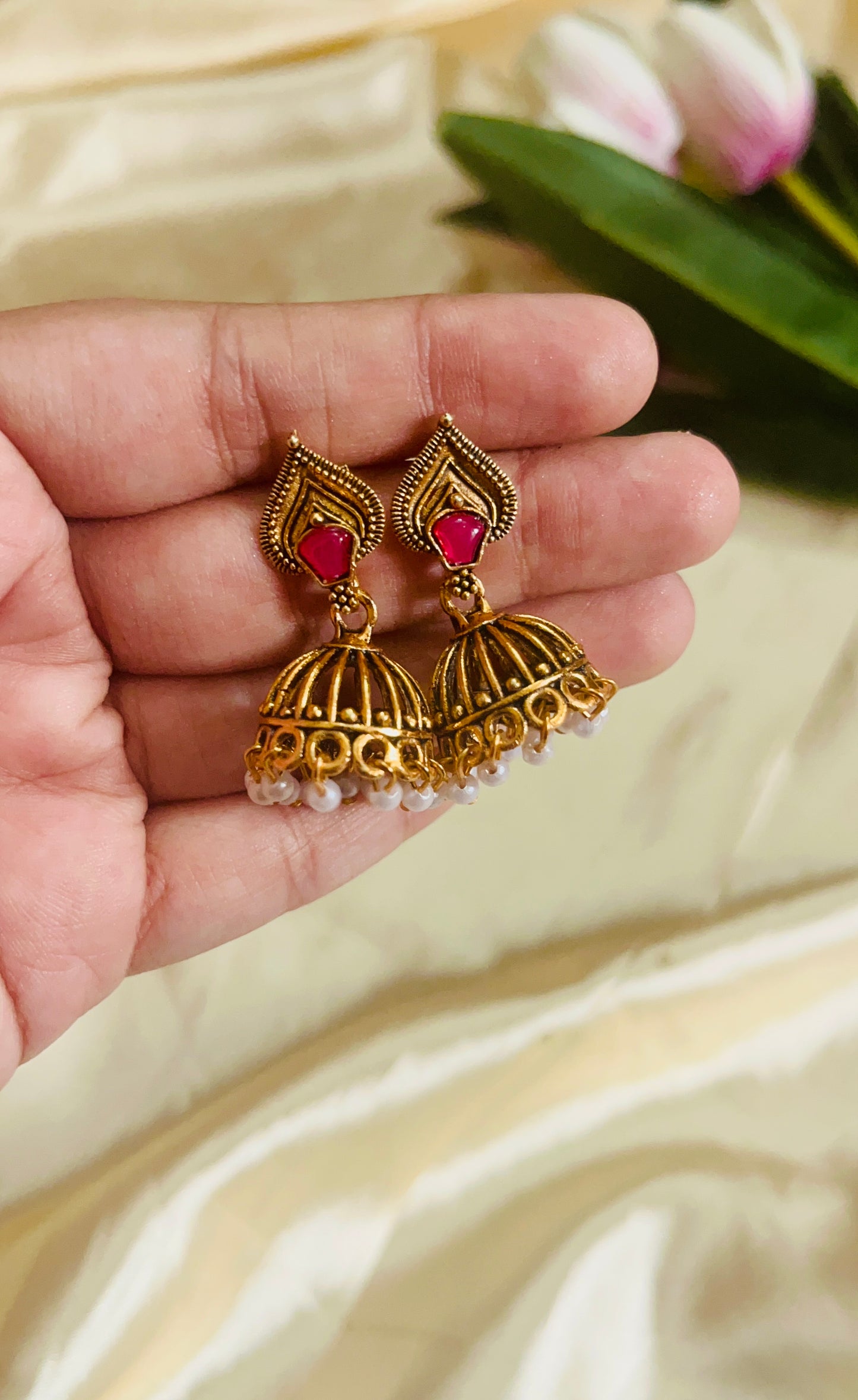 Weightless Baby Stud Jhumka