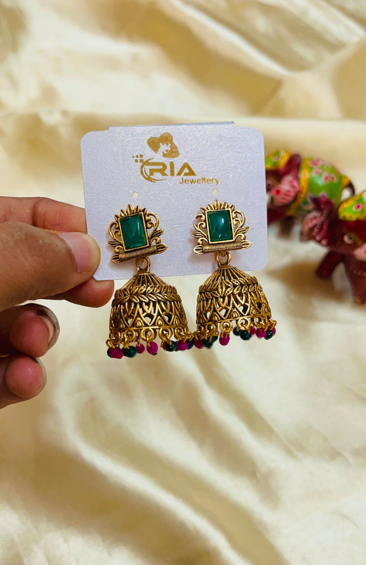 Lightweight Big Stone Jhumka