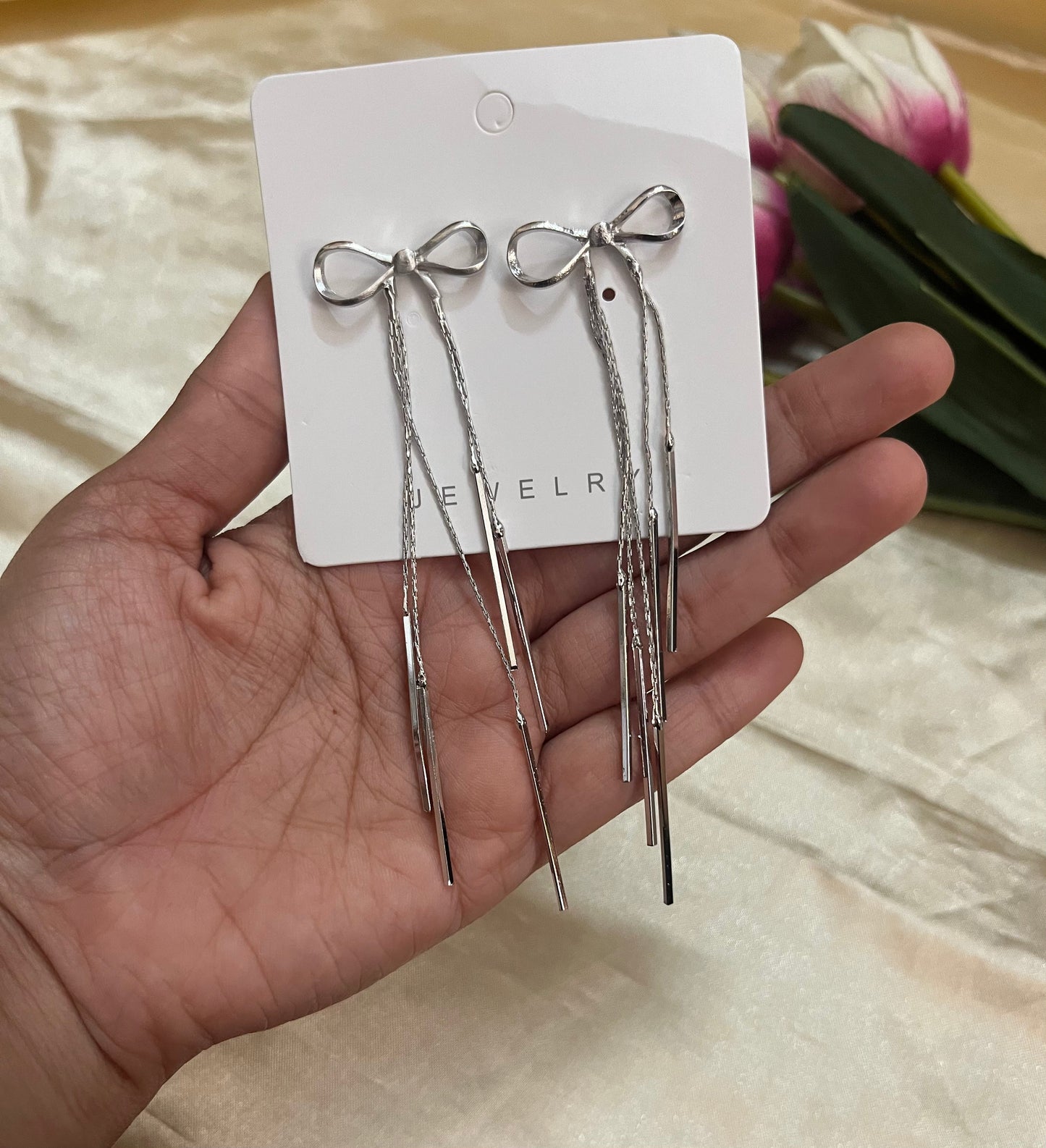 Bow long chain Earring