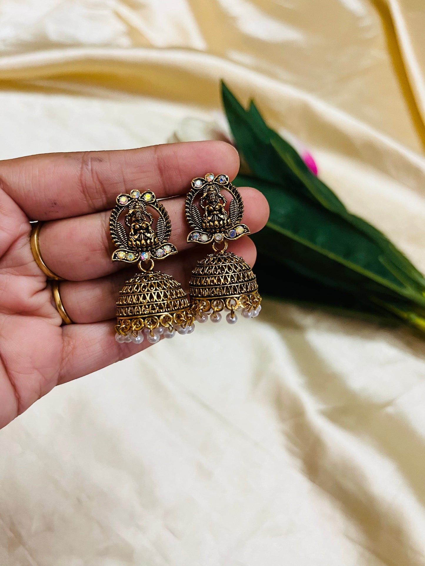 Lakshmi Jhumka