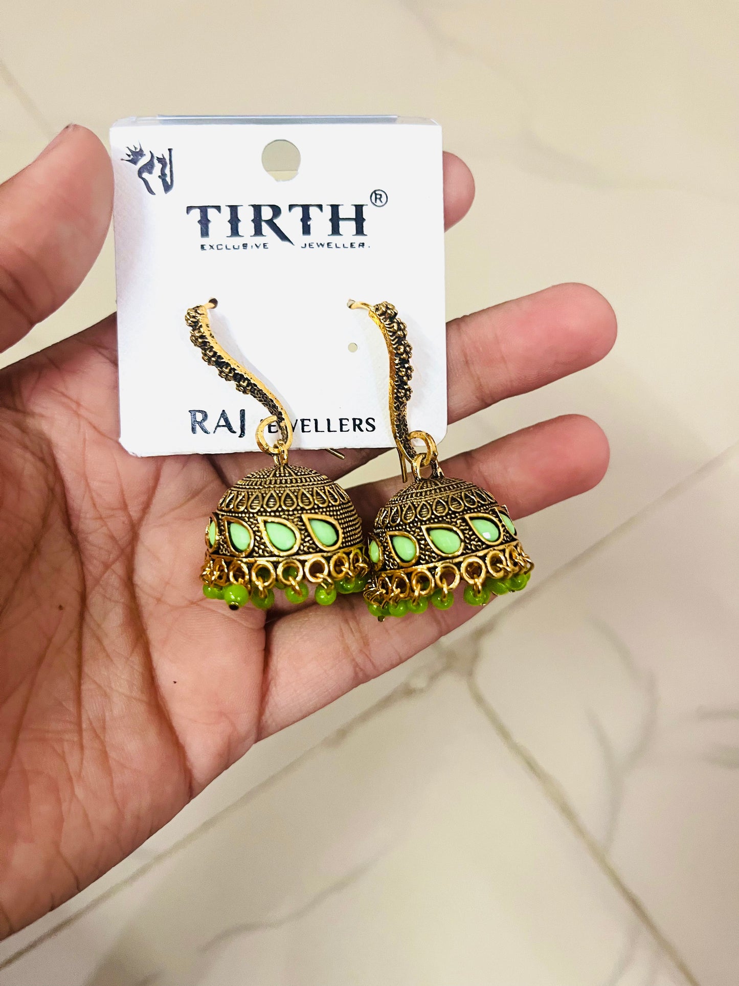 Functionwear Hook Jhumka