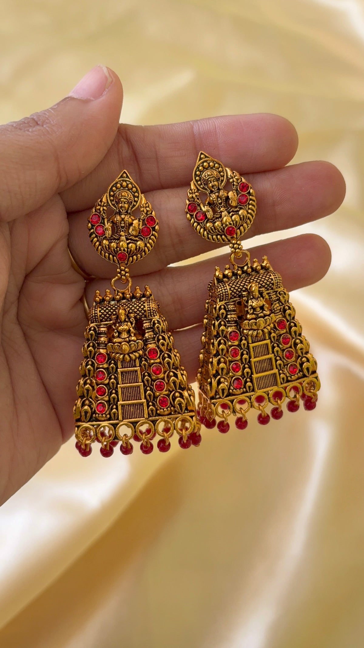 Jhumkas