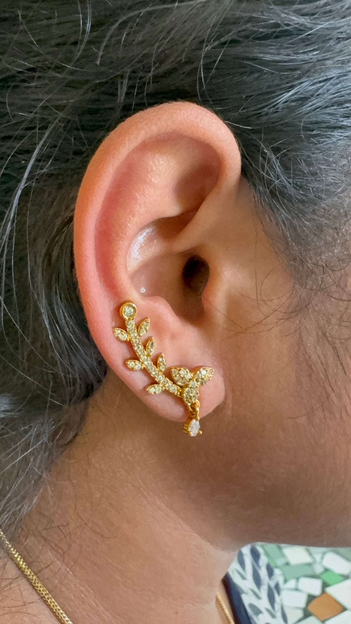 Stone Drop EarCuff