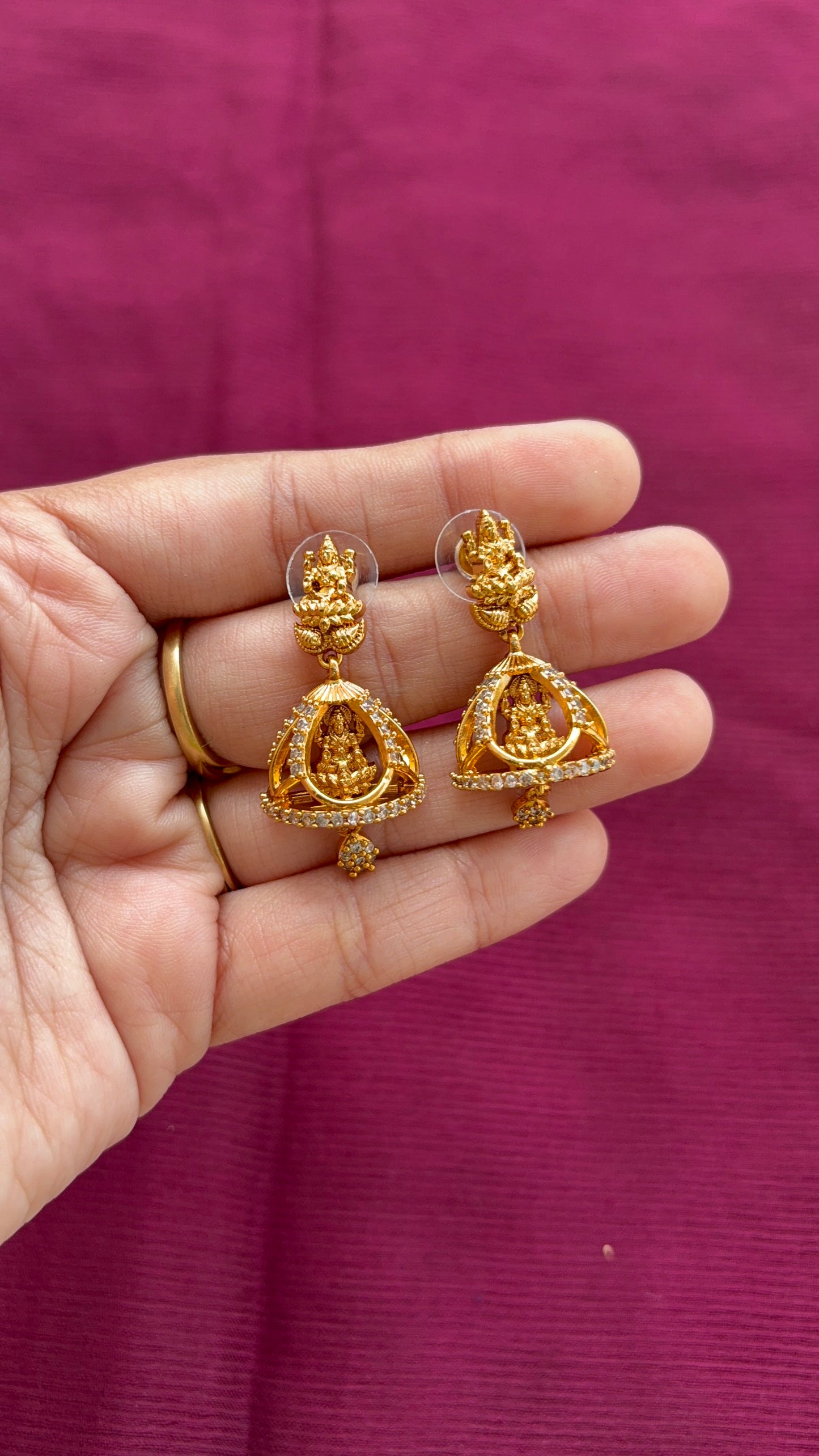 Lakshmi Jhumka