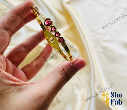 Heart Stone Anti Tarnish Bracelet (Gold)