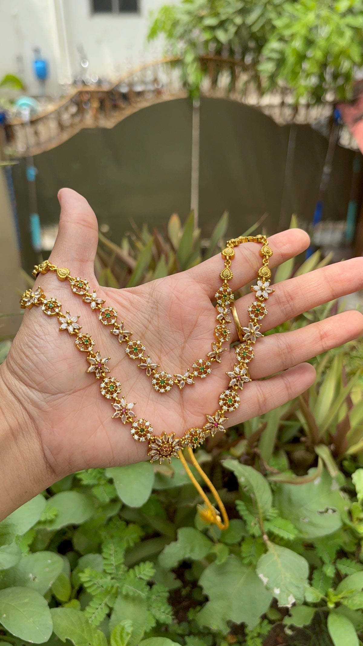 Dual layer floral necklace