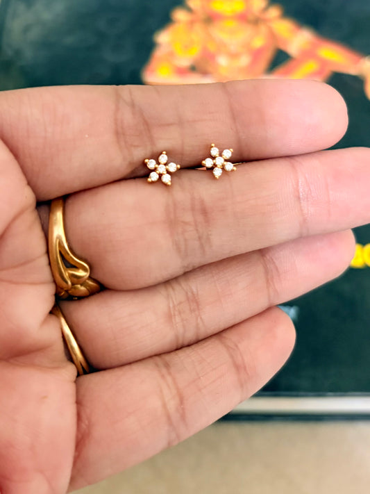 Floral second stud(new)