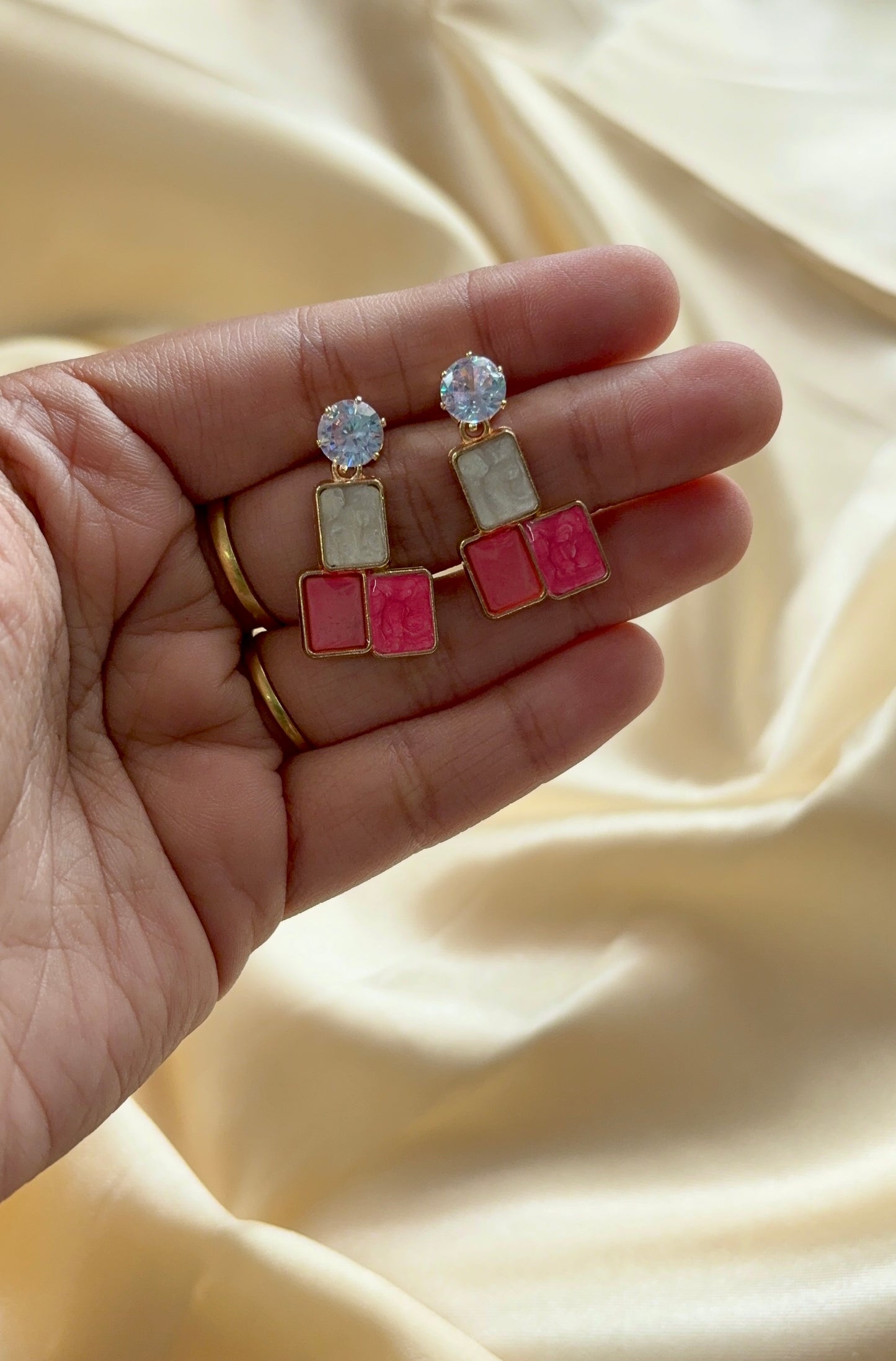 Enamel painted fashion Stud earring