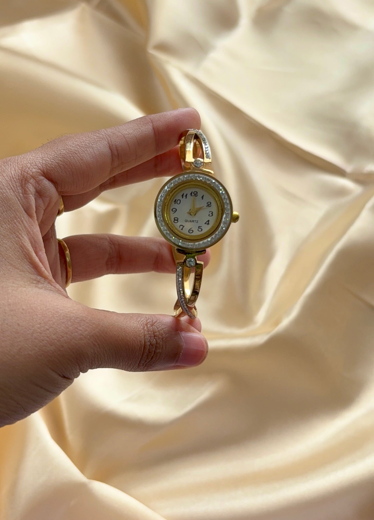 Anti tarnish Bracelet style Watch