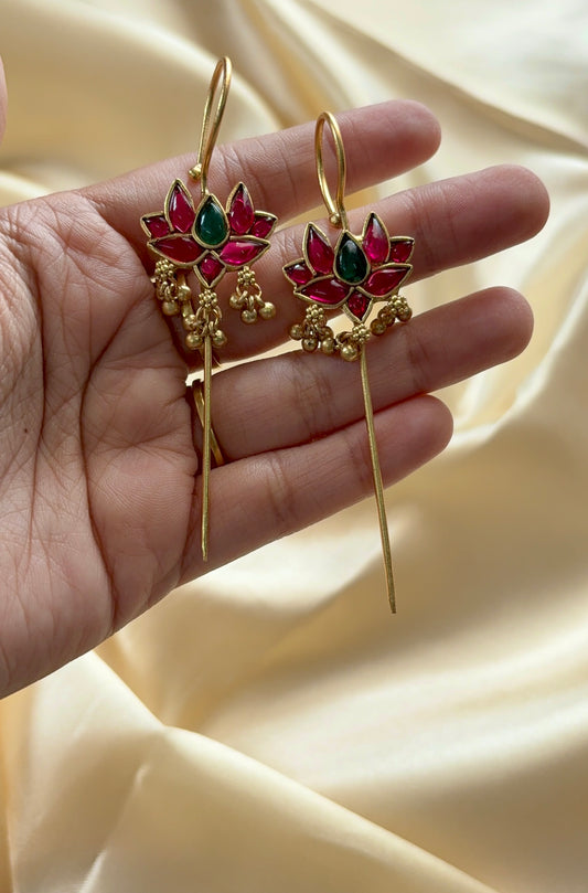 Lotus Earcuff