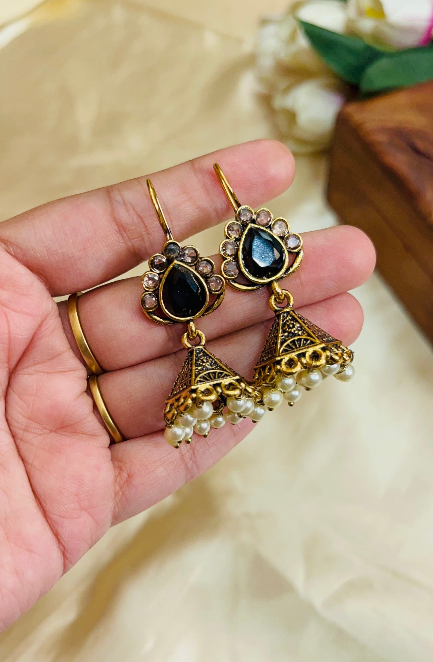 Premium Gold Oxidised hook