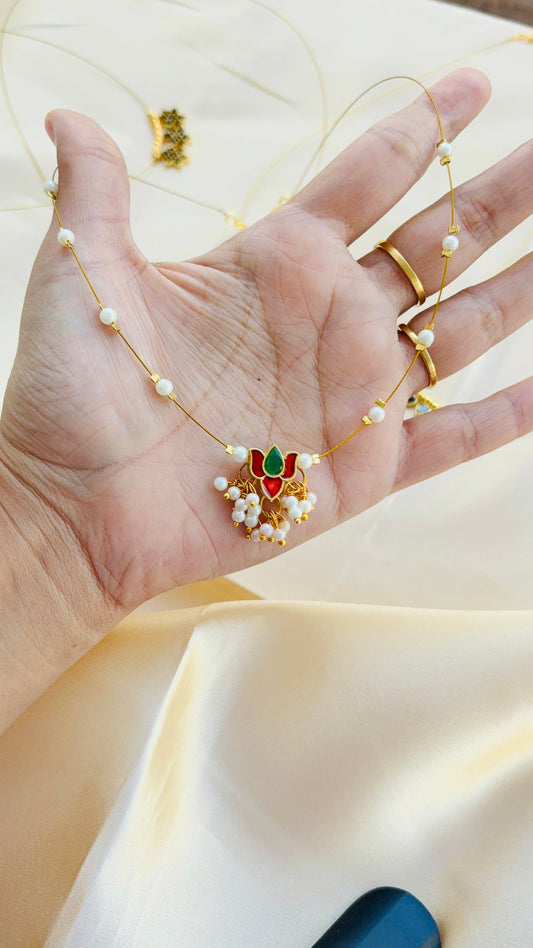 Lotus pearl invisible necklace