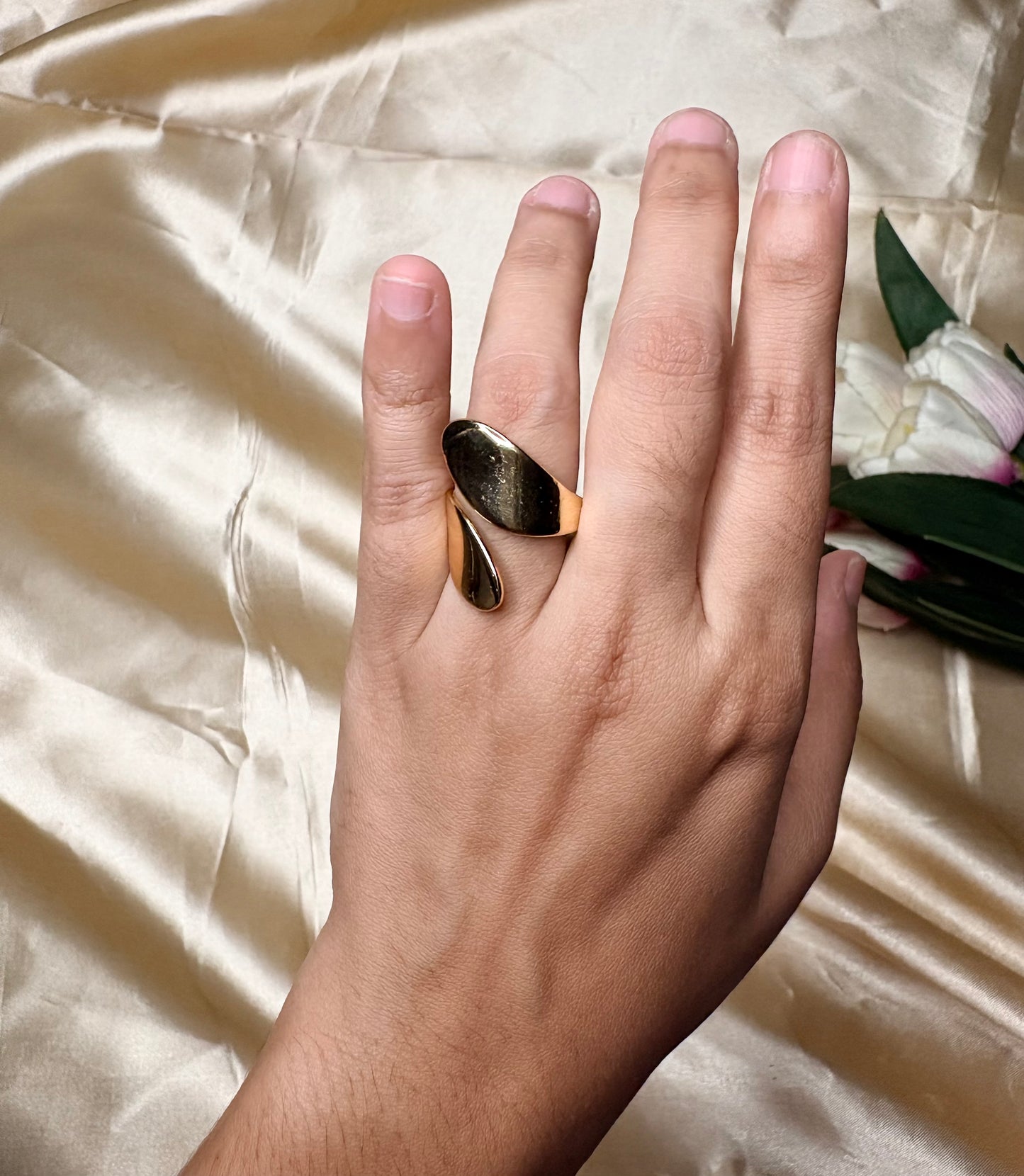 Statement Ring(Adjustable Size)