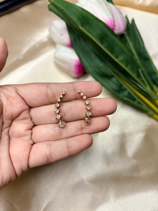 AD Minimalist EarCuff