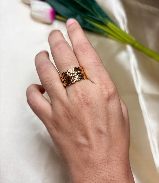 Golden Leaf Ring(Adjustable Size)