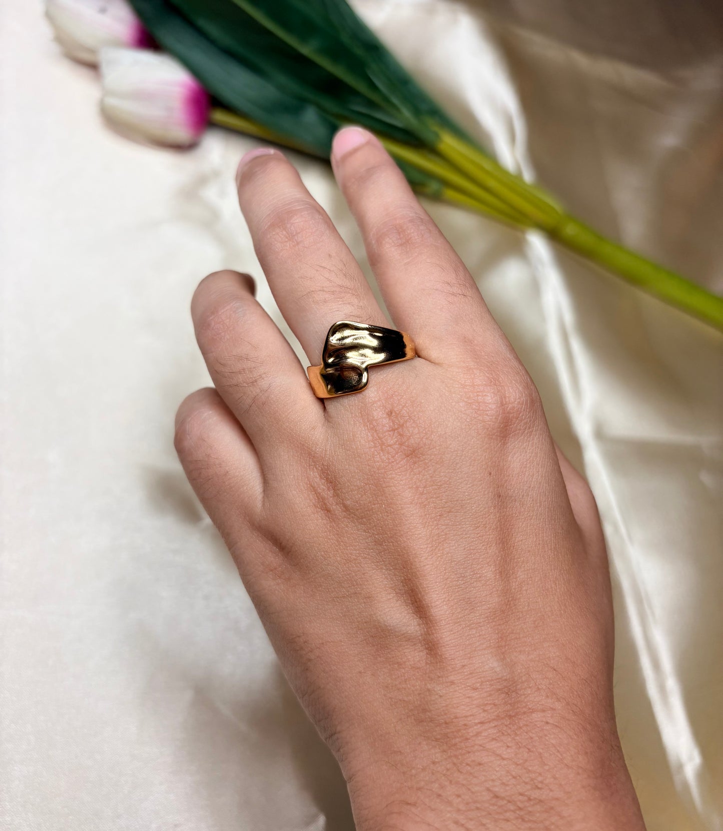 Statement Ring(Adjustable Size)