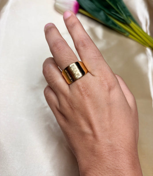 Glossy Bold Ring(Adjustable Size)