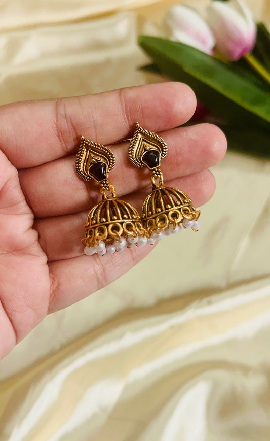Weightless Baby Stud Jhumka