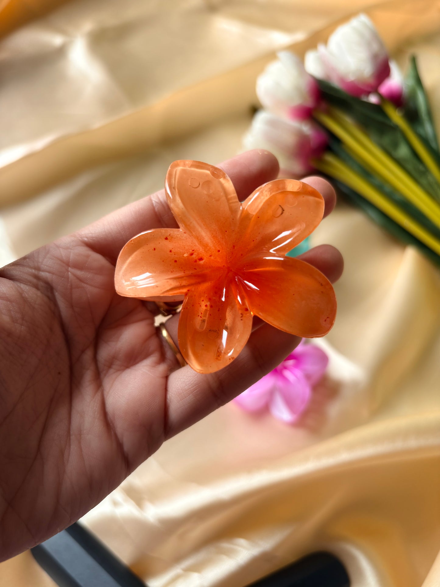 Pintersty Floral Claw Clip (Medium size)