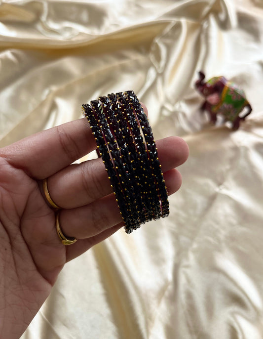 Heart Drop Bangle