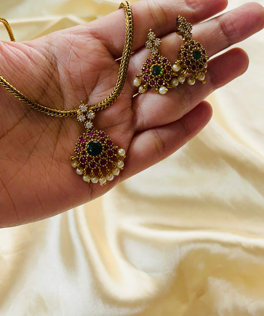Antique Gold finish Attigai