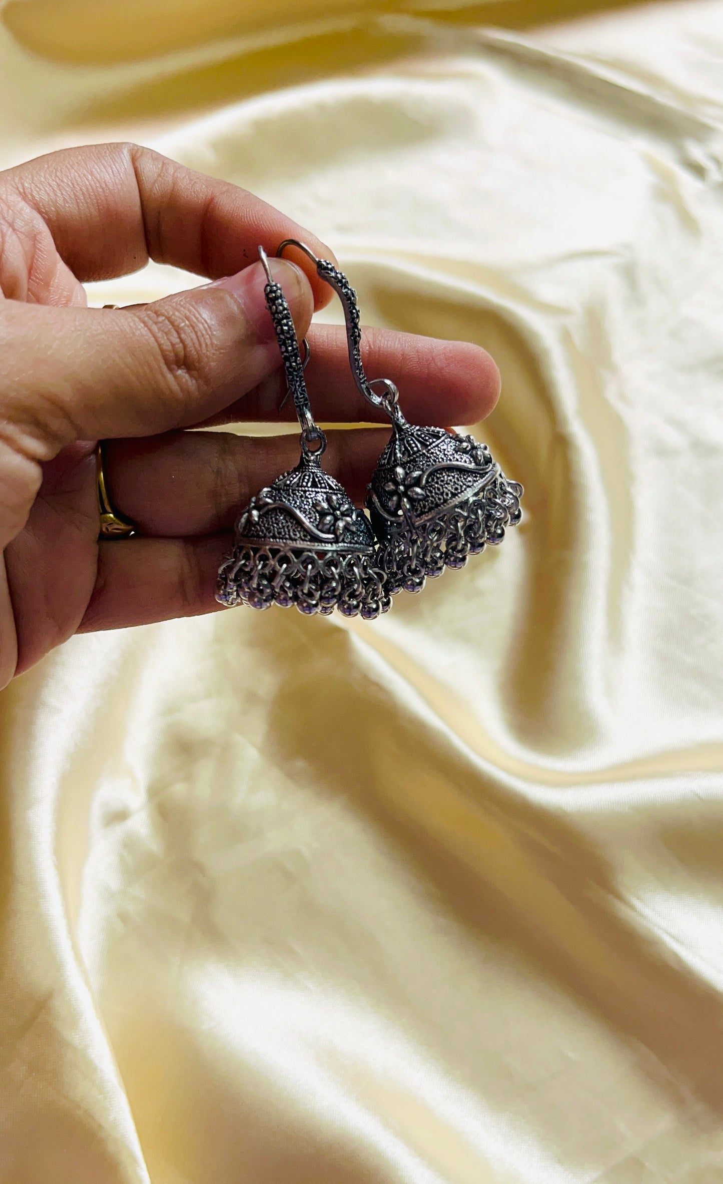 Function wear Hook Jhumka