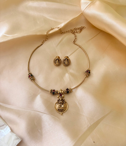 Matt finish Lakshmi Hasli necklace