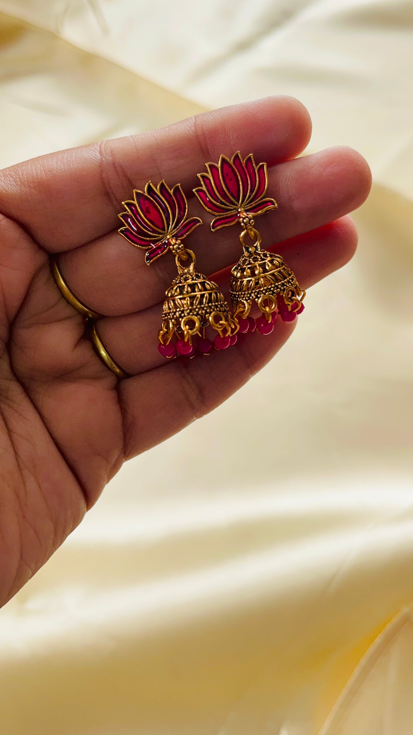 Tamara Jhumka(Small)