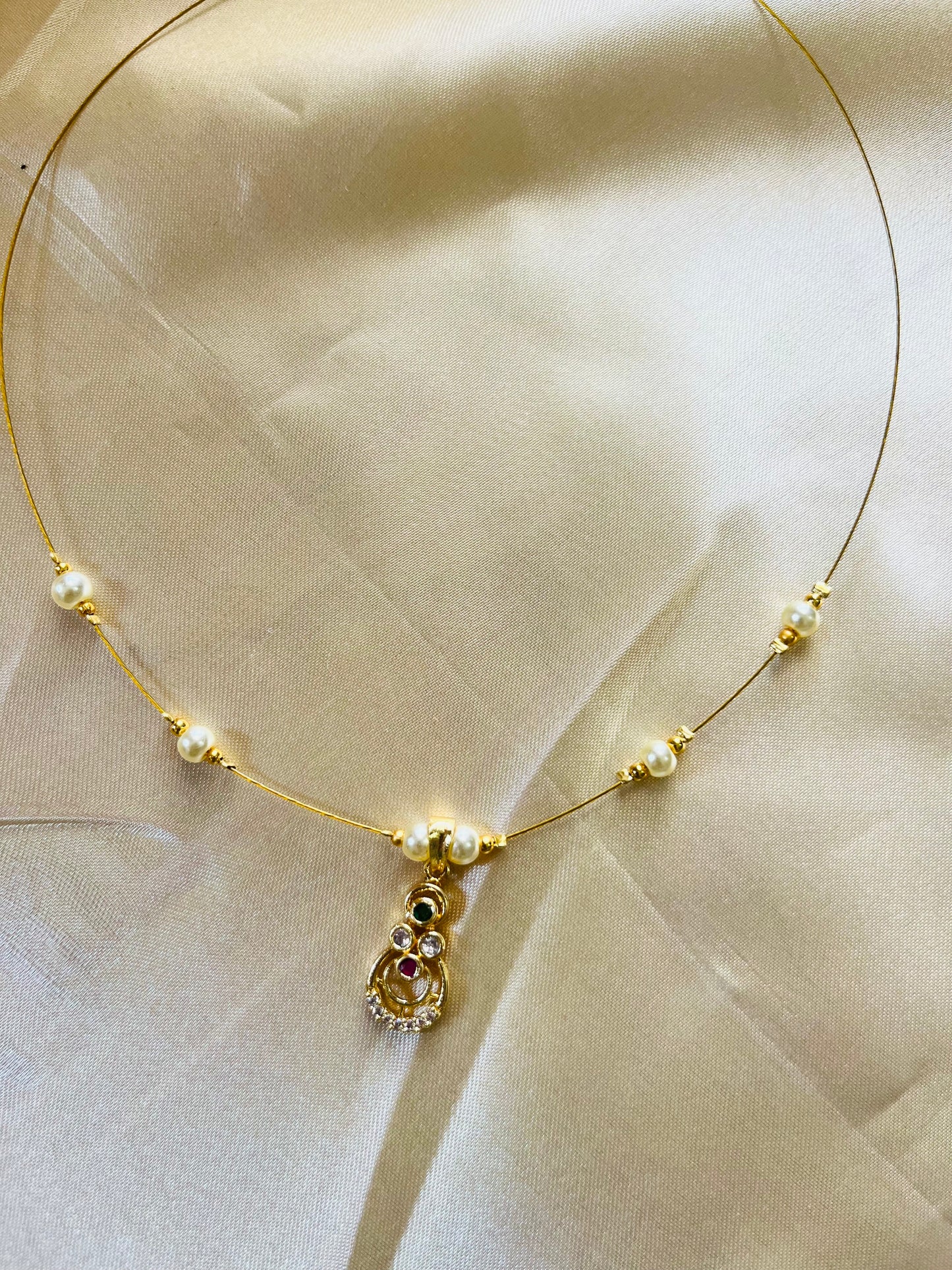 Invisible necklace