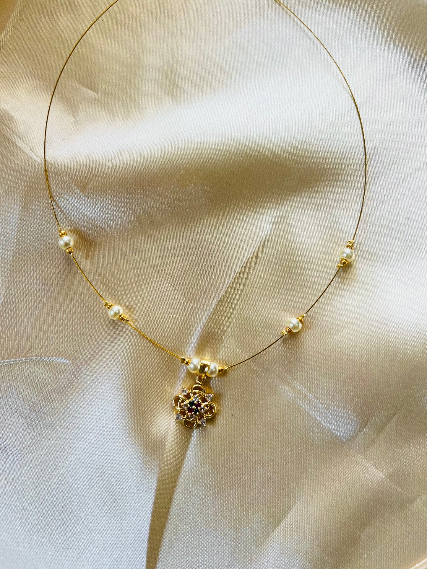 Invisible necklace