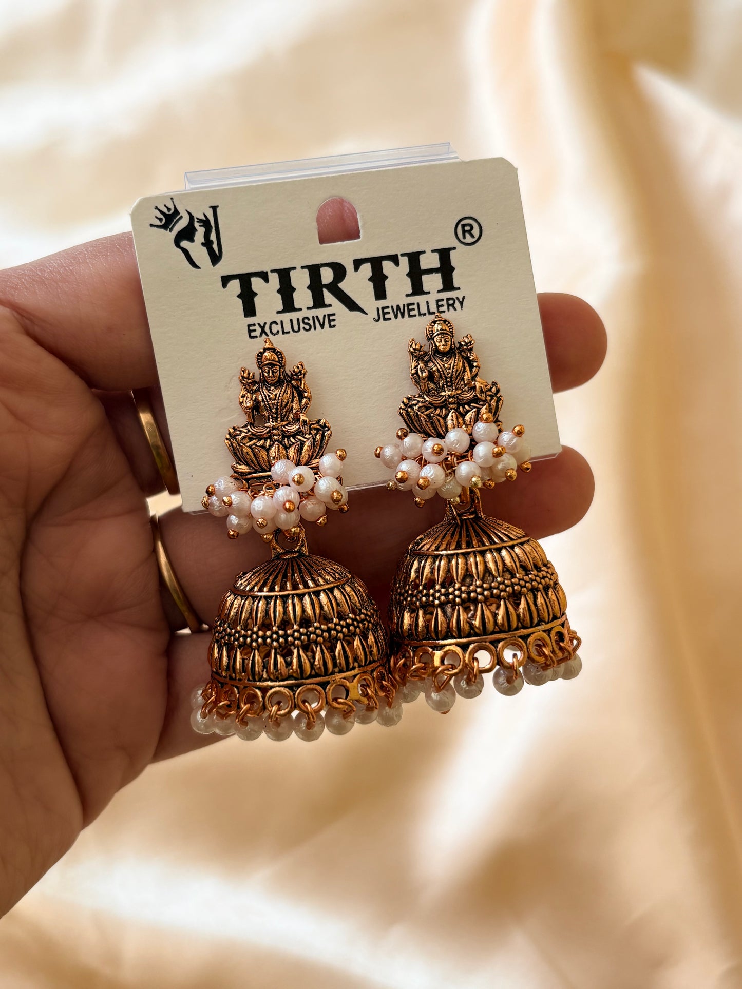 Lakshmi pearl jhumka