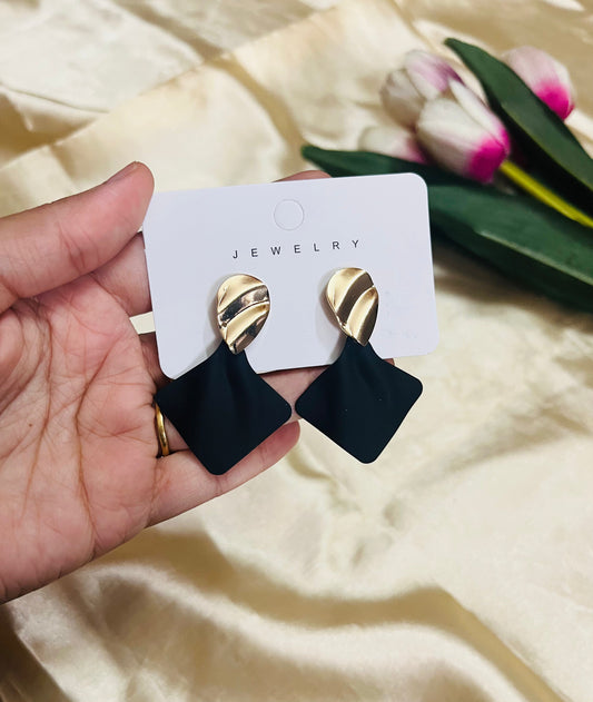 Black Retro Dangler