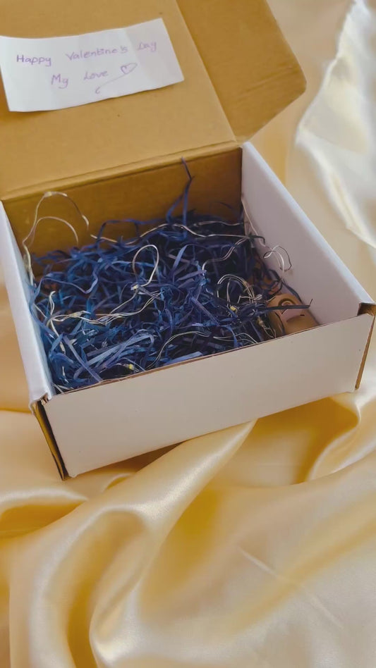 Valentine’s Day hamper- pack of 10 Jhumka